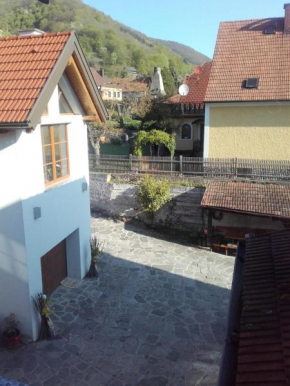 Отель Gästehaus Schütz  Шпиц